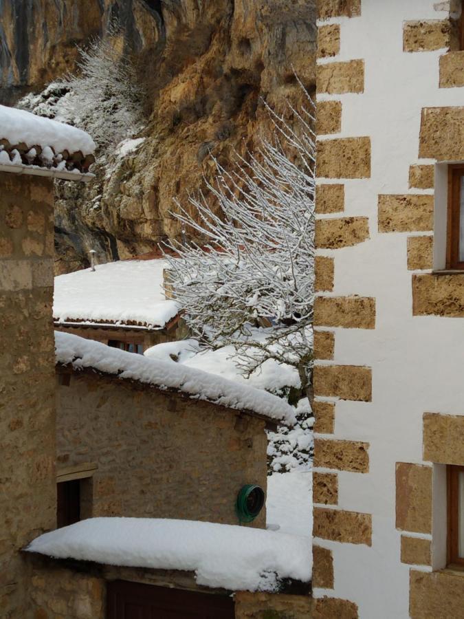 La Milana, Orbaneja Del Castillo Exteriör bild