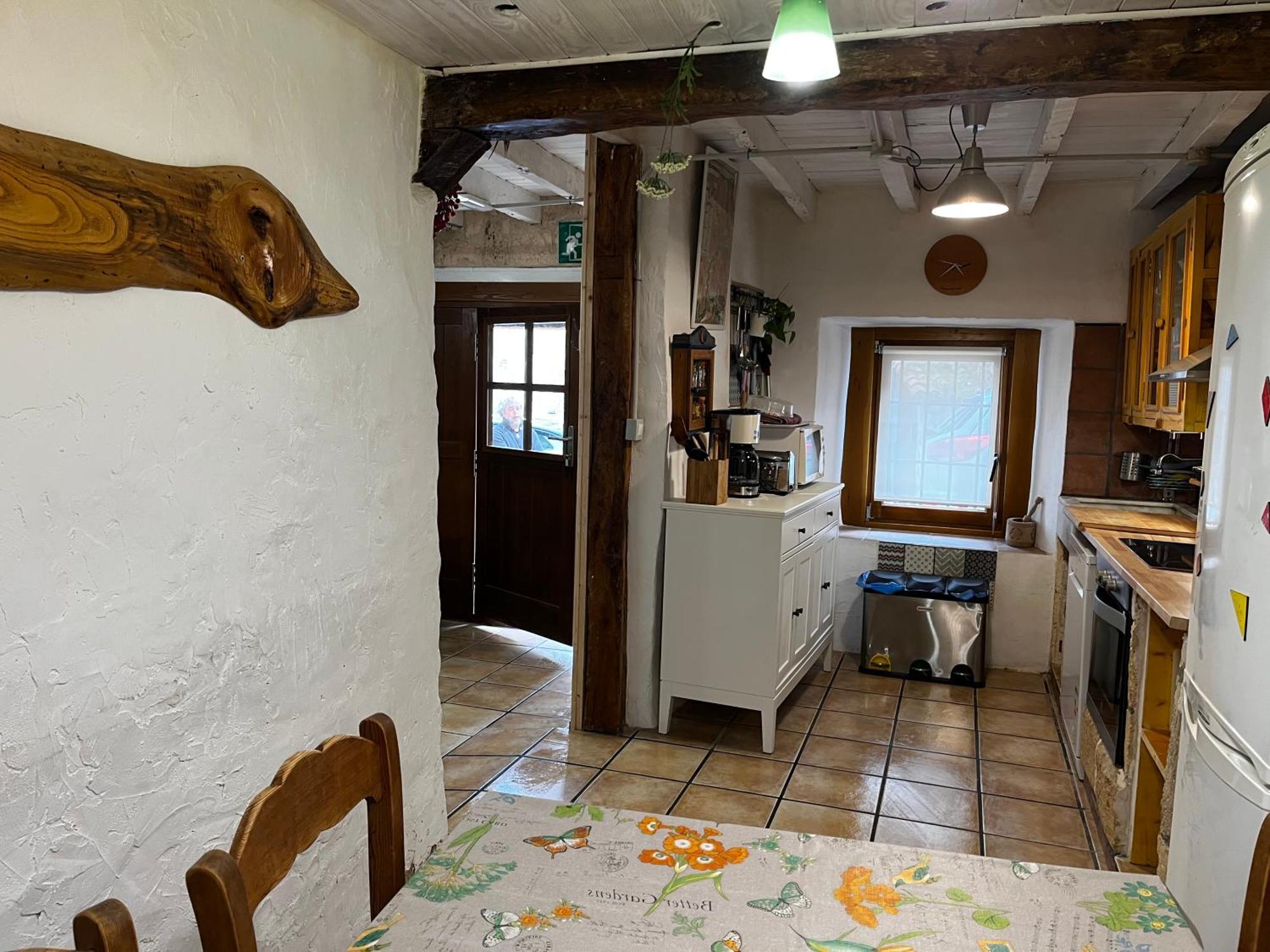 La Milana, Orbaneja Del Castillo Exteriör bild